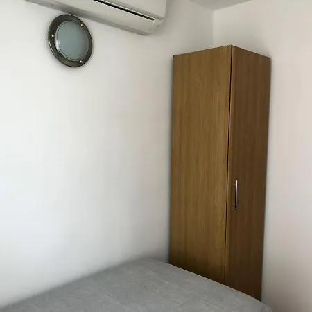 Bonito Y Acogedor Piso En Centro Rambla דירה *